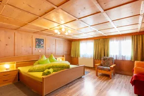 Holiday apartment with garden & barbeque | Nature view - Image 5