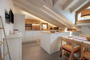 Apartamento vacacional apropiado para familias con jardín, barbacoa y sauna | Vistas al jardín | Perfecto para el trabajo en remoto | Acepta mascotas - Image 2