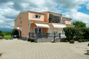 Fully equipped charming villa with pool & barbecue - Image 3