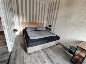 Appartamento con piscina, sauna e giardino | Vista sull'acqua - Image 2