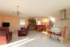 Family-friendly cottage with barbeque, garden & terrace | Garden view | Pet-friendly - Image 3