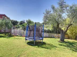 Charming apartment with pool, hot tub & terrace | Dogs allowed - Image 2