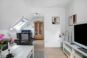 Appartamento adatto alle famiglie con griglia, terrazza e giardino | Vista sul giardino - Image 5
