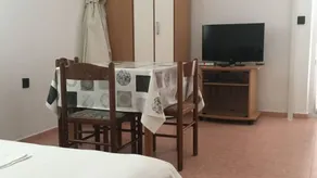 Holiday apartment with BBQ & terrace | Sea view - Image 3