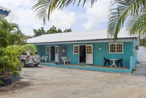 Flat with garden, pool & terrace | Garden view - Image 3