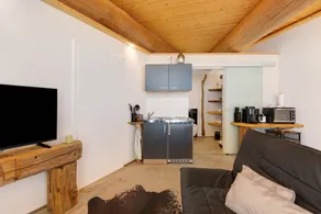 Studio with garden & terrace | Garden view - Image 5
