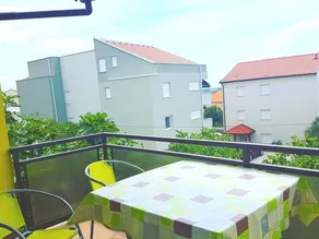 Flat with garden | City view - Image 5
