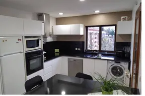 Welcoming house in Vigneux-sur-Seine with private parking - Image 2