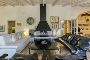 Apartment 'Apartaments Can Gibert - Albera' with Private Terrace, Wi-Fi and Air Conditioning - Image 4
