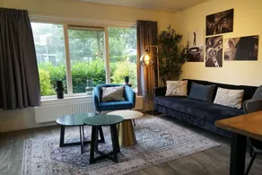 Nice house with terrace & garden - Image 3