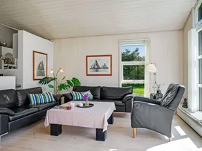 Gradevole casa accogliente e familiare con terrazza e sauna - Image 3