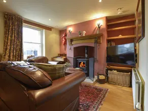 Cottage with garden - Image 4