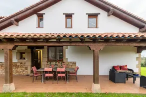 Casa Rural El Castro – Komfortables Ferienhaus mit Meerblick in La Revilla - Image 2