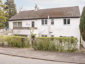 Child-friendly pleasant cottage with garden | Beach view | Dogs allowed - Image 2