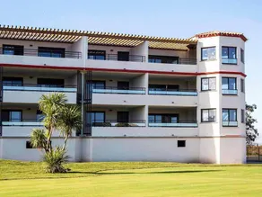 Apartment with heated pool - Image 2