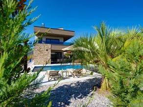Ferienhaus mit Sauna, Whirlpool und Terrasse | Haustiere sind willkommen - Image 2