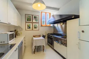Family-oriented villa with garden, hot tub & BBQ | Pet-friendly - Image 4