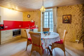 Family-friendly cottage with BBQ, terrace & pool | Garden view | Dogs allowed - Image 4