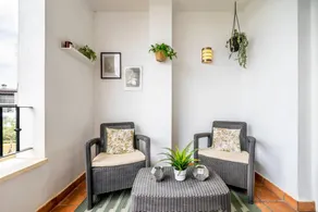 Flat with pool, garden & terrace | Mountain view - Image 5