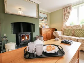 Merveilleux cottage convivial et familial avec jacuzzi et jardin - Image 2