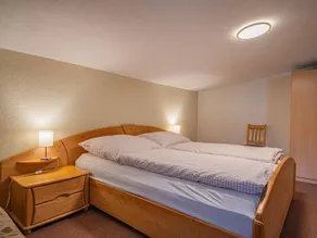 Flat with terrace - Image 4