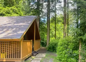 Children-friendly beautiful chalet with hot tub & barbecue - Image 4