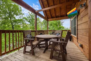 Familienfreundliches Ferienhaus mit Grill, schnellem Internet und Whirlpool | Bergblick | Haustiere erlaubt - Image 2