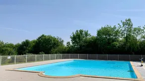 Ferienhaus mit Terrasse, Garten und Pool - Image 2
