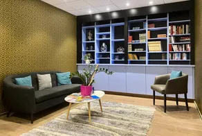 Holiday apartment with sauna & terrace - Image 3