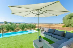Kinderfreundliche Villa mit Terrasse, privatem Pool und Grill - Image 3