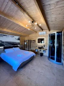 Bed and breakfast with heated pool, barbeque & terrace | Garden view - Image 4