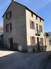 Holiday Home "Galy" with Mountain View, Private Garden and Wi-Fi - Image 3