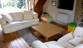 Family-Friendly Cottage in Cotes D'Armor, France - Image 2