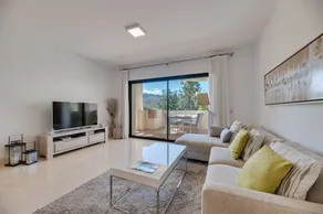 Holiday apartment with private pool, terrace & fast internet | Garden view | Good for workation - Image 5