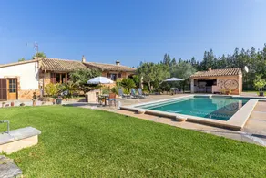 Familienfreundliches wunderschönes Landhaus mit Terrasse, Grill und privatem Pool - Image 3
