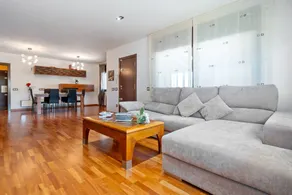 Family-friendly house with barbecue, terrace & pool | Garden view | Perfect for remote work | Pets allowed - Image 3