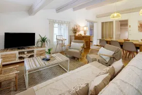 Maison avec barbecue, jardin et terrasse | Vue montagne - Image 2