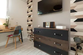 B&B with hot tub, terrace & garden | Garden view - Image 5