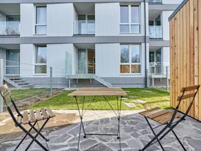 Flat with garden, sauna & terrace - Image 2