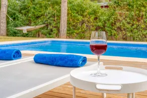 Villa with private pool, garden & BBQ - Image 3