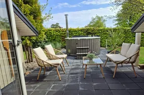 Casa con idromassaggio, giardino e terrazza - Image 3