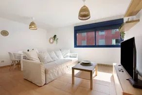 Apartment with heated pool - Image 3
