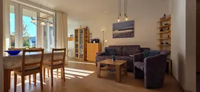 Moderne Ferienwohnung "Wellenkieker" mit Balkon und Parkplatz in Graal-Müritz - Image 2