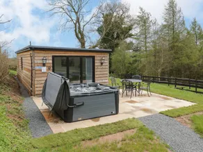 Casa rural con barbacoa, jardín y jacuzzi - Image 2