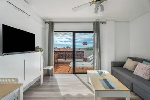 Vacation Apartment 'Oasis Del Sur' with Sea View, Wi-Fi and Air Conditioning - Image 5