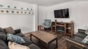 Family-friendly beautiful condo with terrace & private pool - Image 3