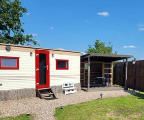 Dat Hotti Hus Campingflair, Komfort und Ponies - Image 3