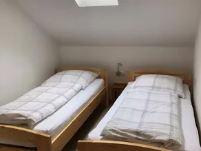 Holiday apartment with sauna, garden & barbeque - Image 3