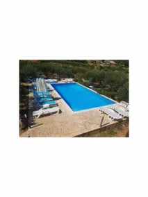 Villa con piscina privada, barbacoa y jardín - Image 2