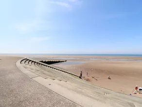 Fully equipped cottage with garden | Beach view | Dogs allowed - Image 2